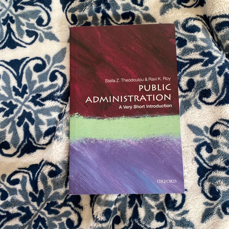 Public Administration: a Very Short Introduction