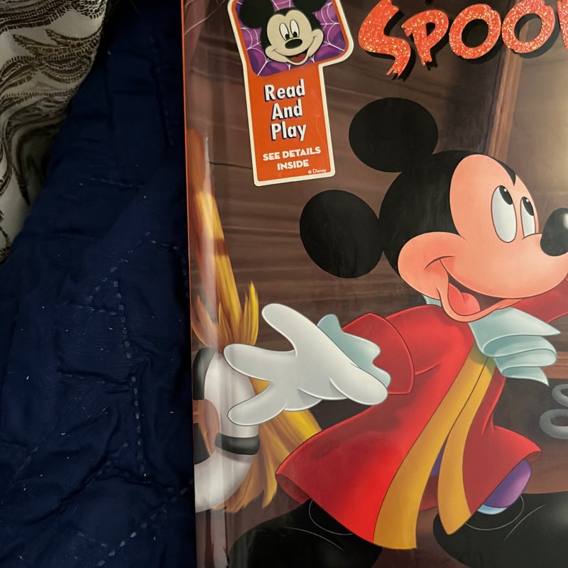 Mickey and Friends Mickey's Spooky Night