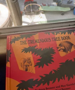 The tremendous tree book
