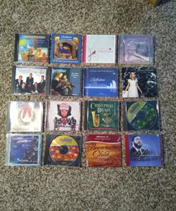 16 Christmas CDs 
