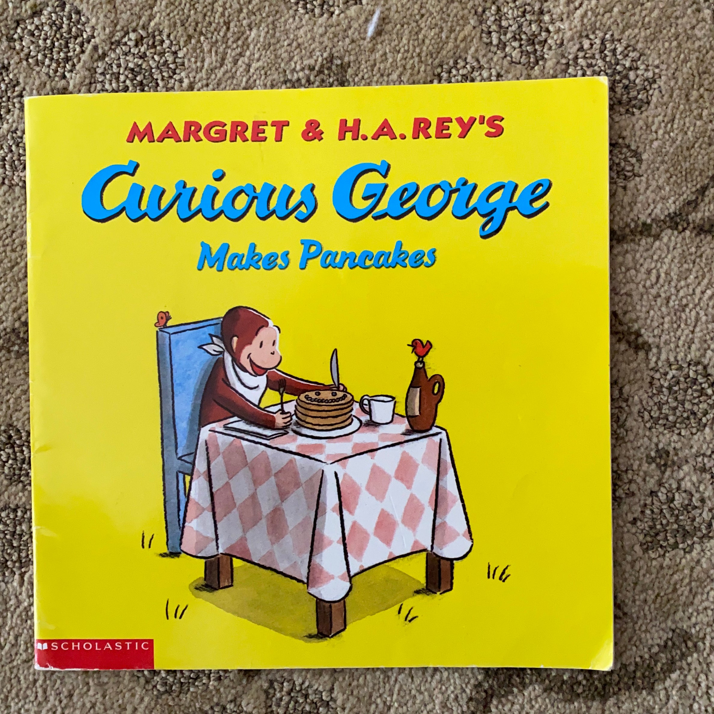 Curious George Makes Pancakes