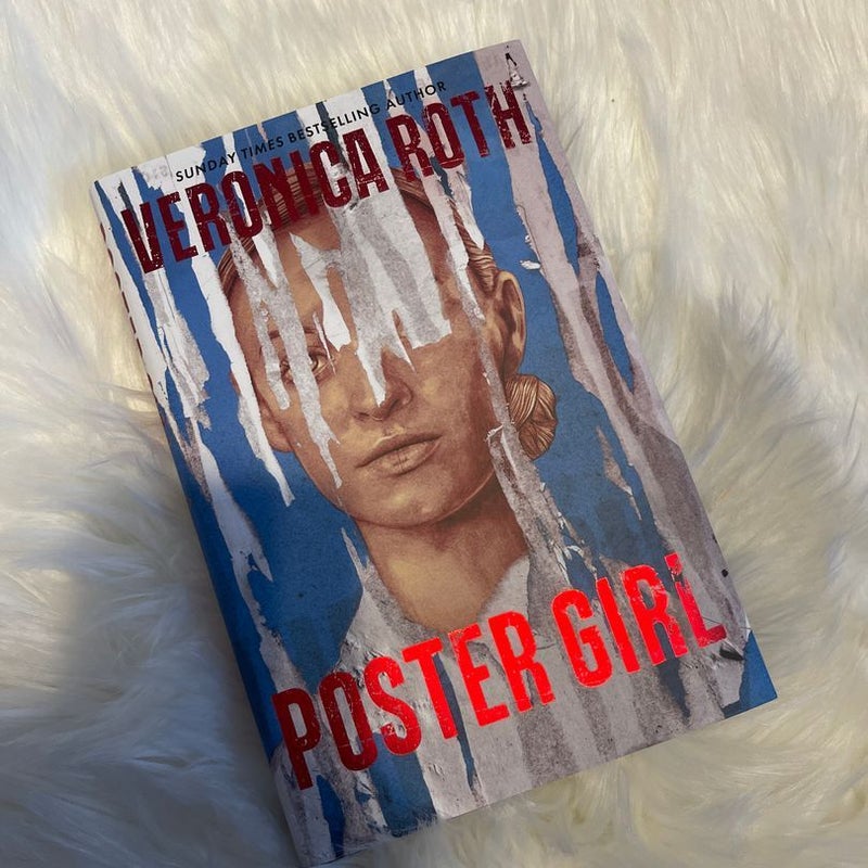 *SIGNED* fairyloot special edition Poster girl 