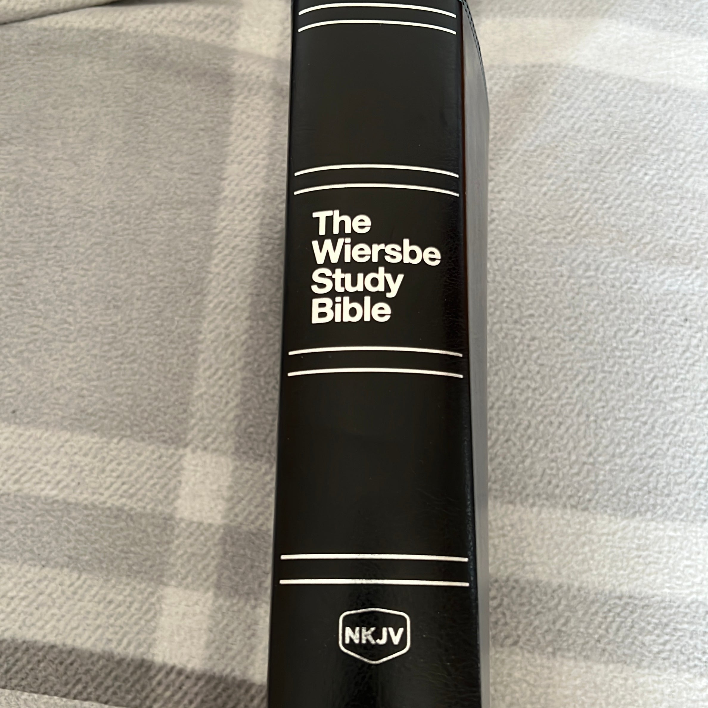 NKJV Wiersbe Study Bible Red Letter Edition [Black]