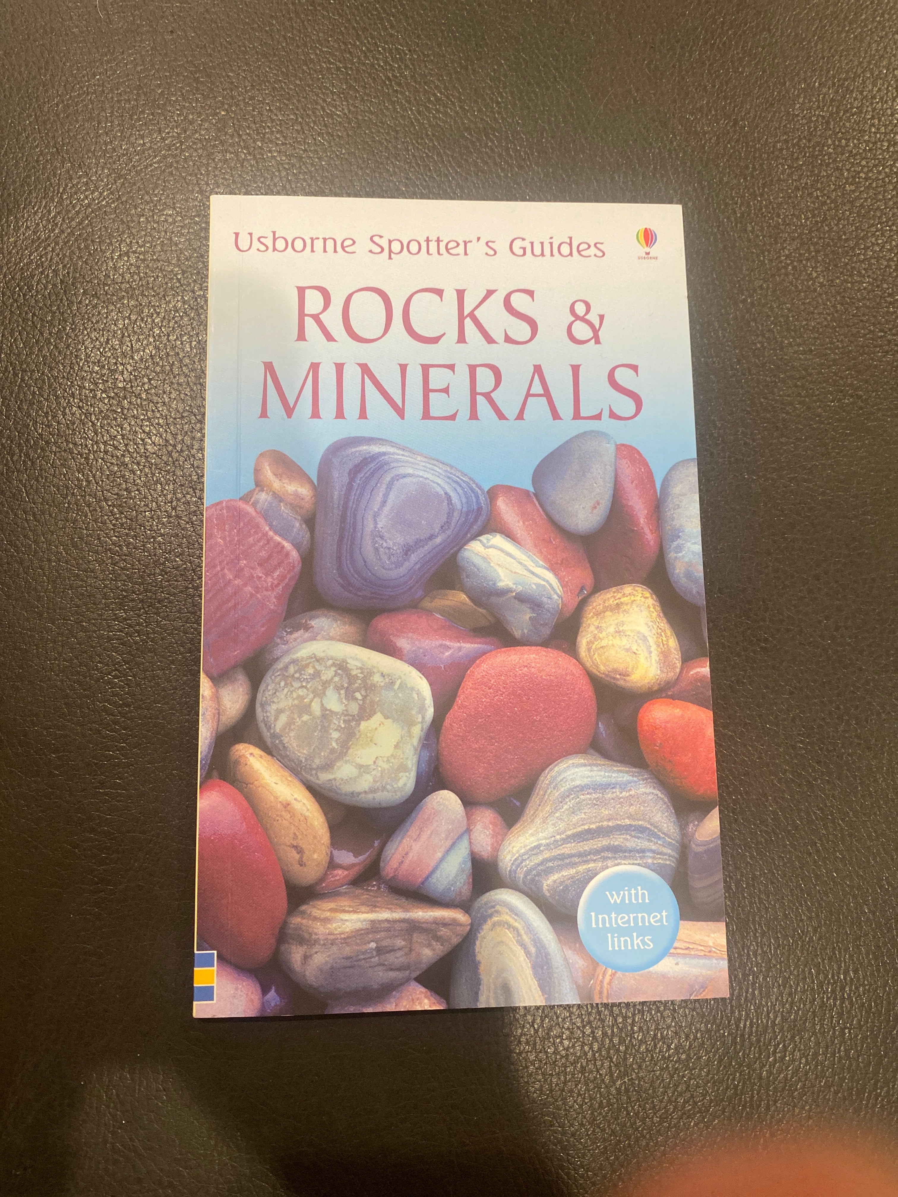 Rocks and Minerals Spotter's Guide