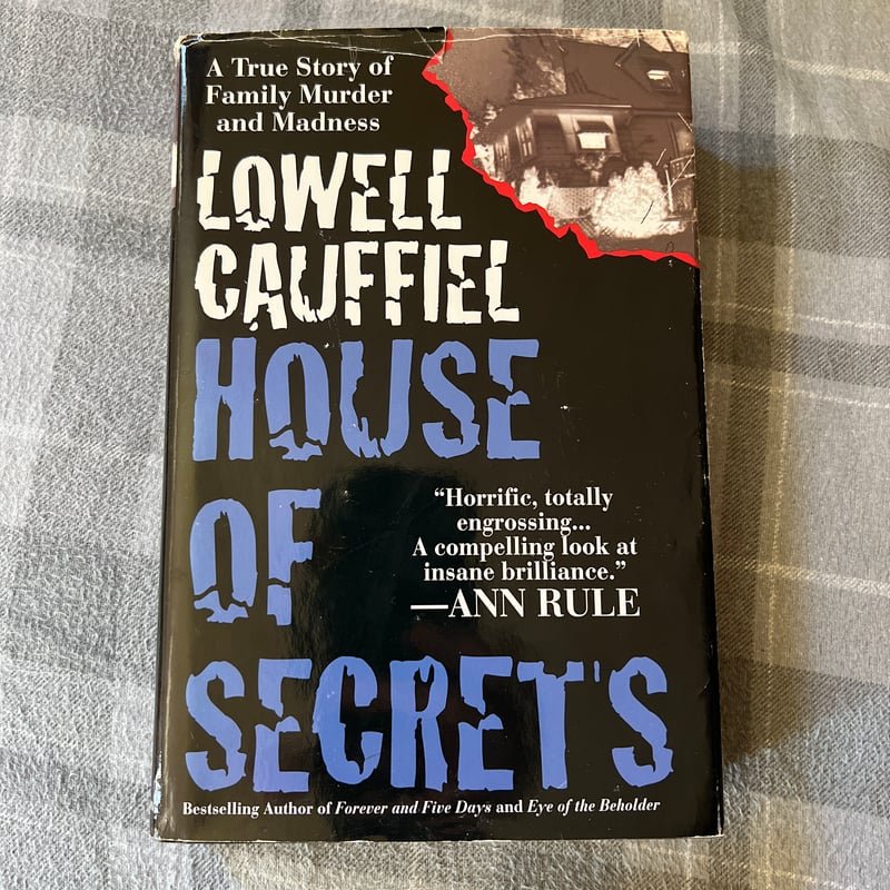 House of Secrets by Lowell Cauffiel, Hardcover | Pangobooks