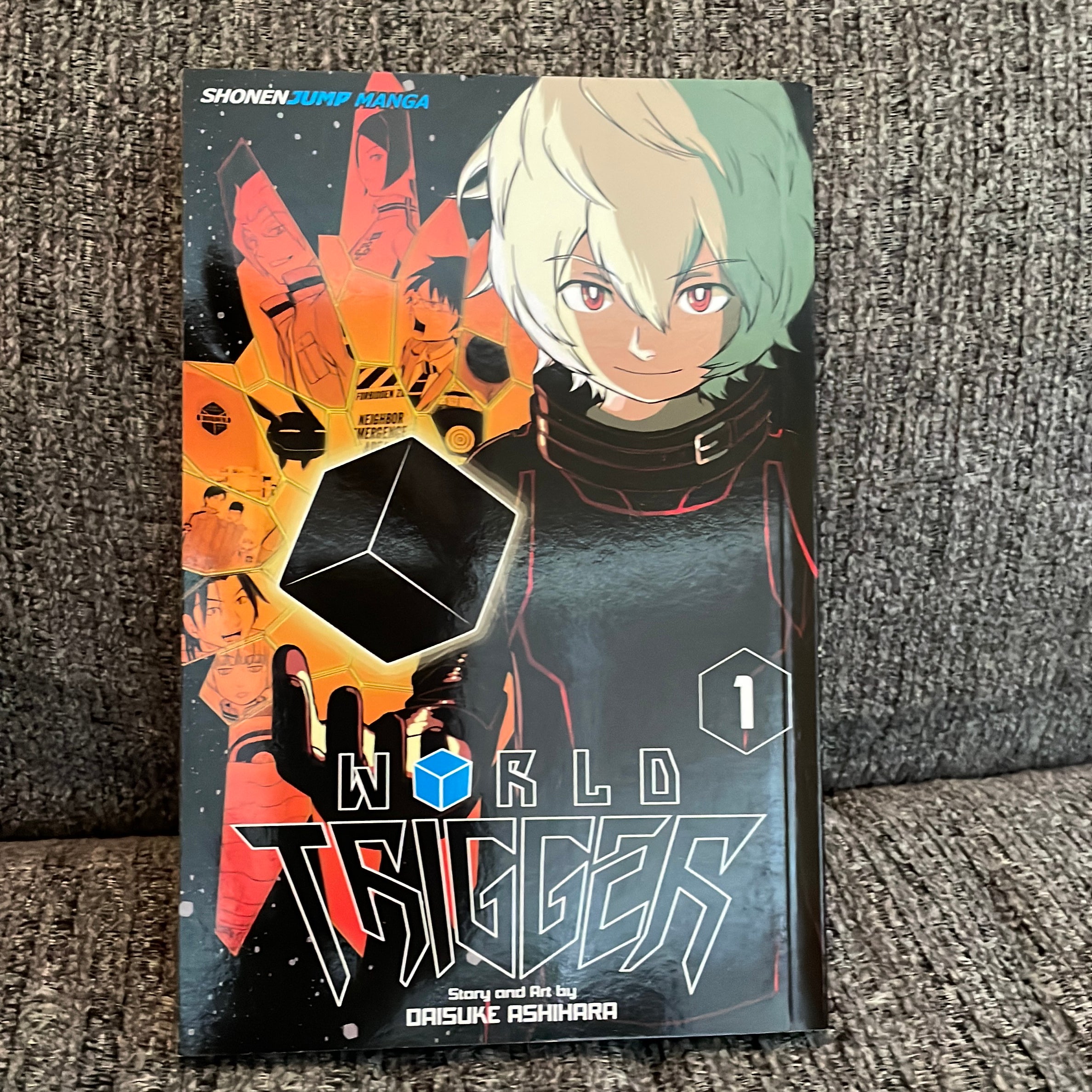 World Trigger, Vol. 1