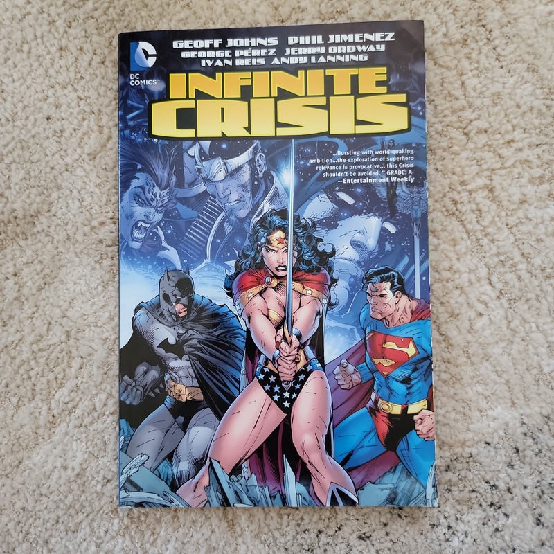 Infinite Crisis - BENT COVER