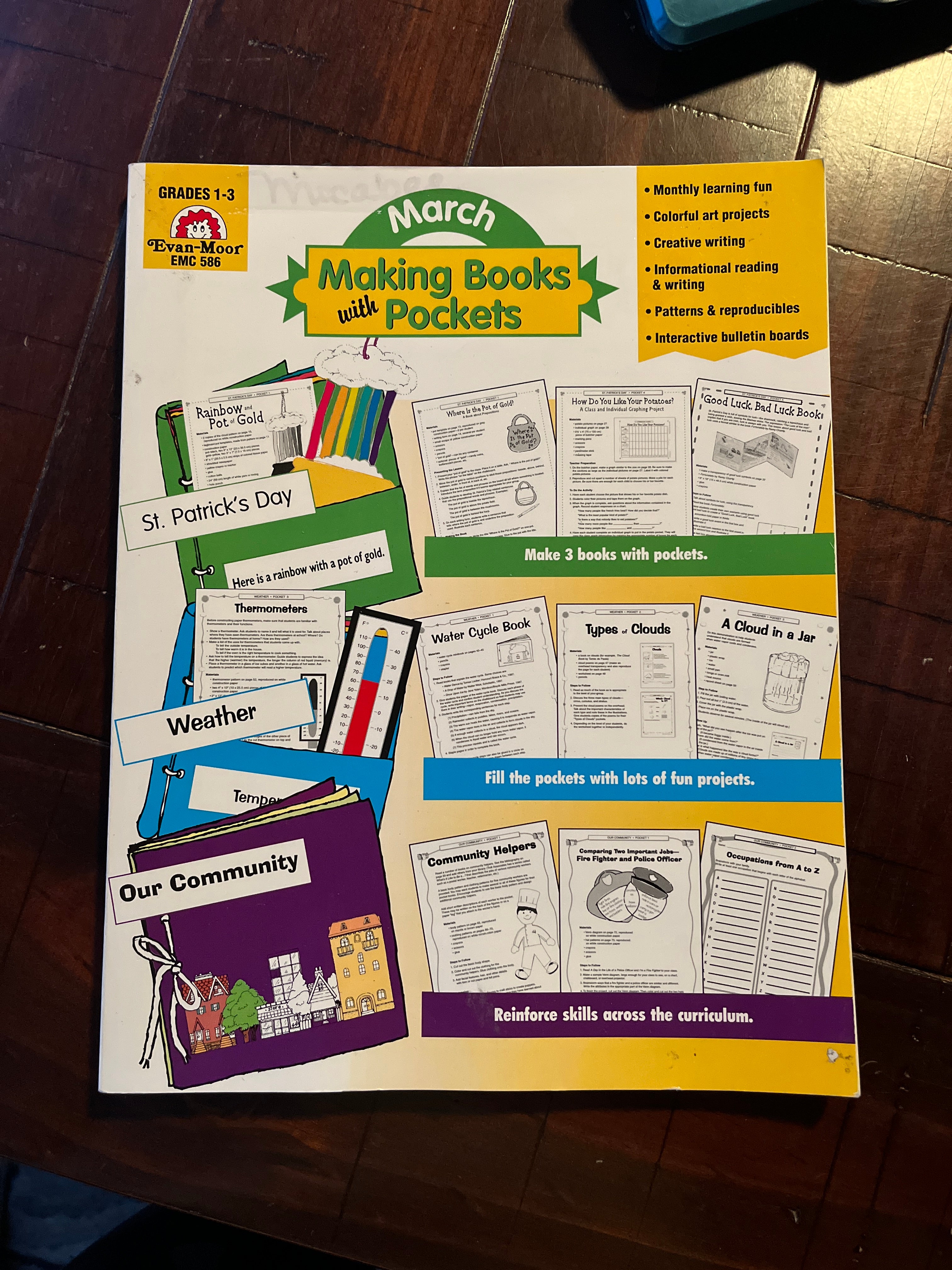Theme　Pockets　Grades　March,　by　1-3　Evan-Moor,　Paperback　Pangobooks