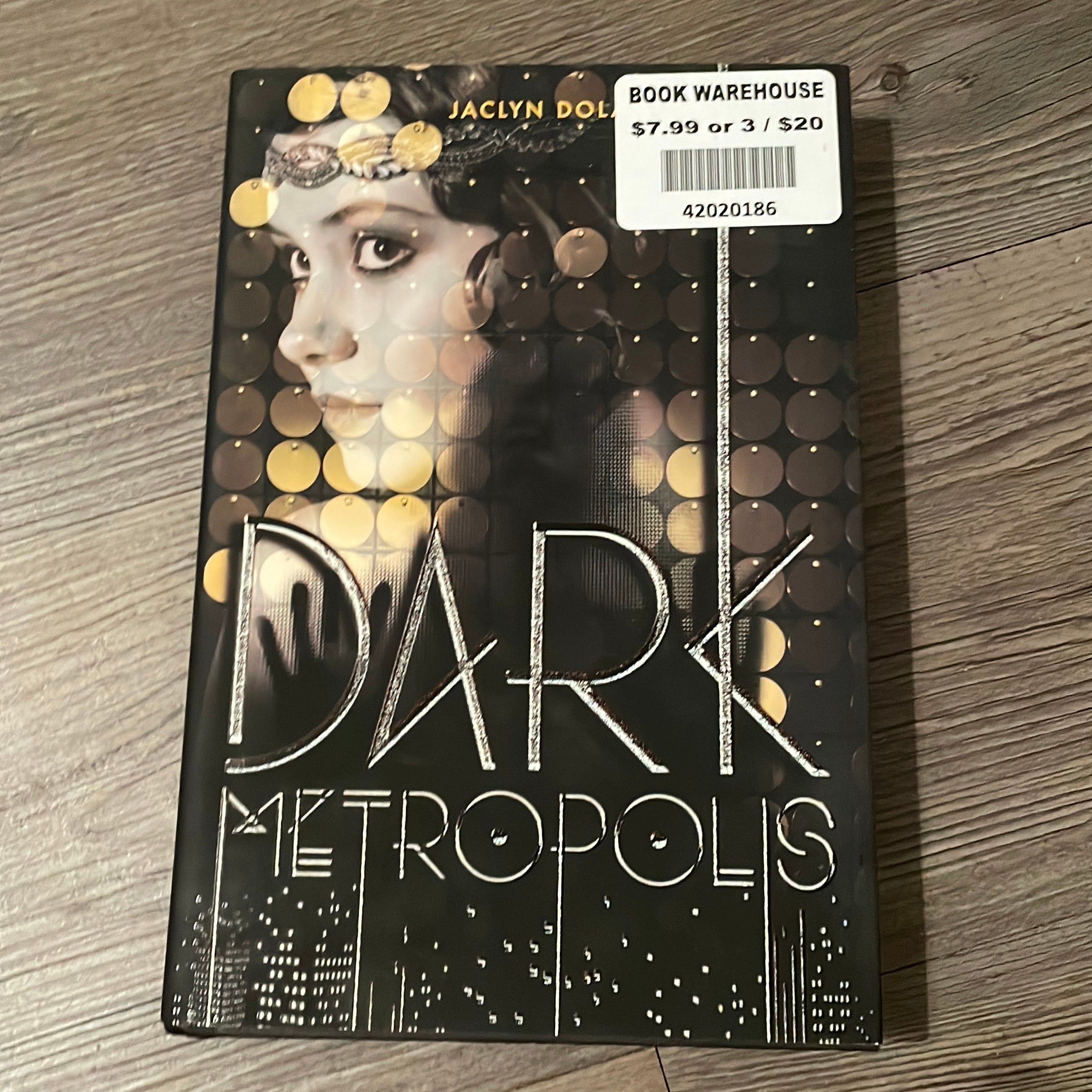 Dark Metropolis