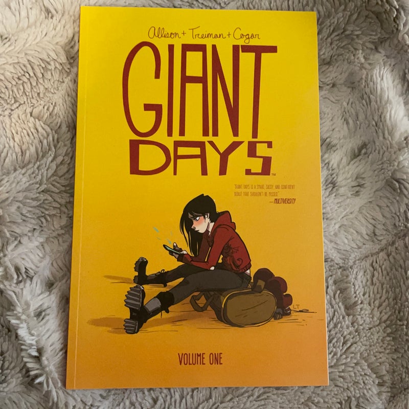 Giant Days Vol. 1