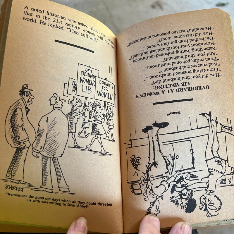 Vintage 1977 Women’s Libbers & Male Chauvinists Joke Book