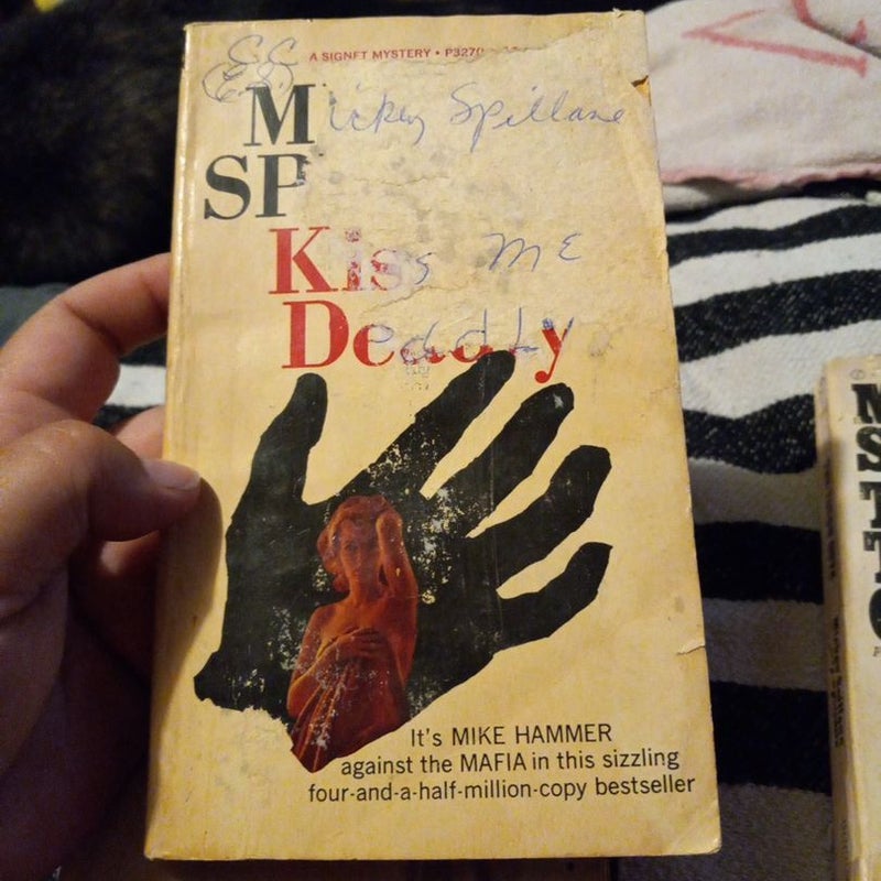 7 book Mickey Spillane vintage pulp paperback bundle 