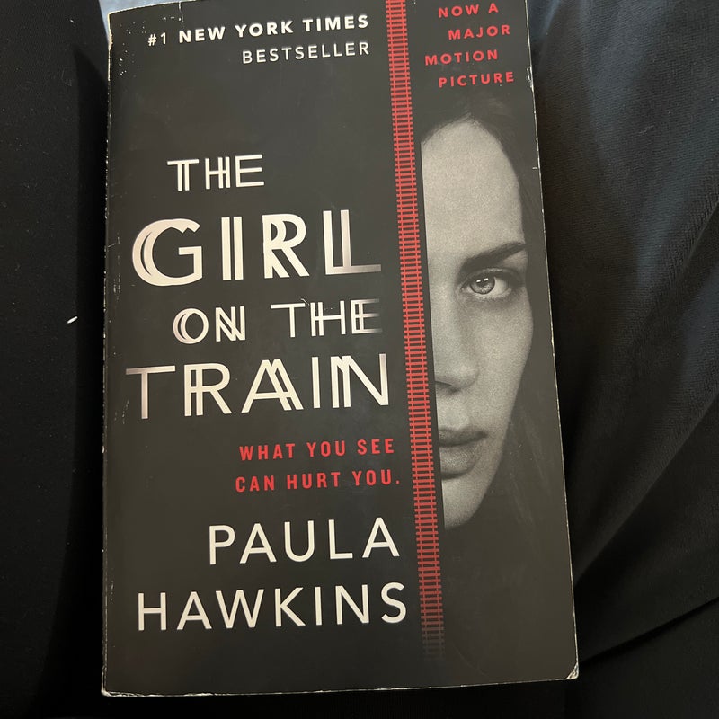 The Girl on the Train (Movie Tie-In)