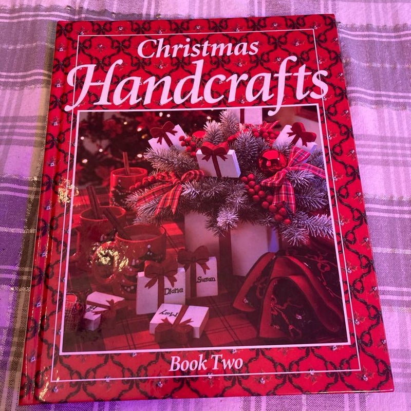 Christmas  handcrafts book 2