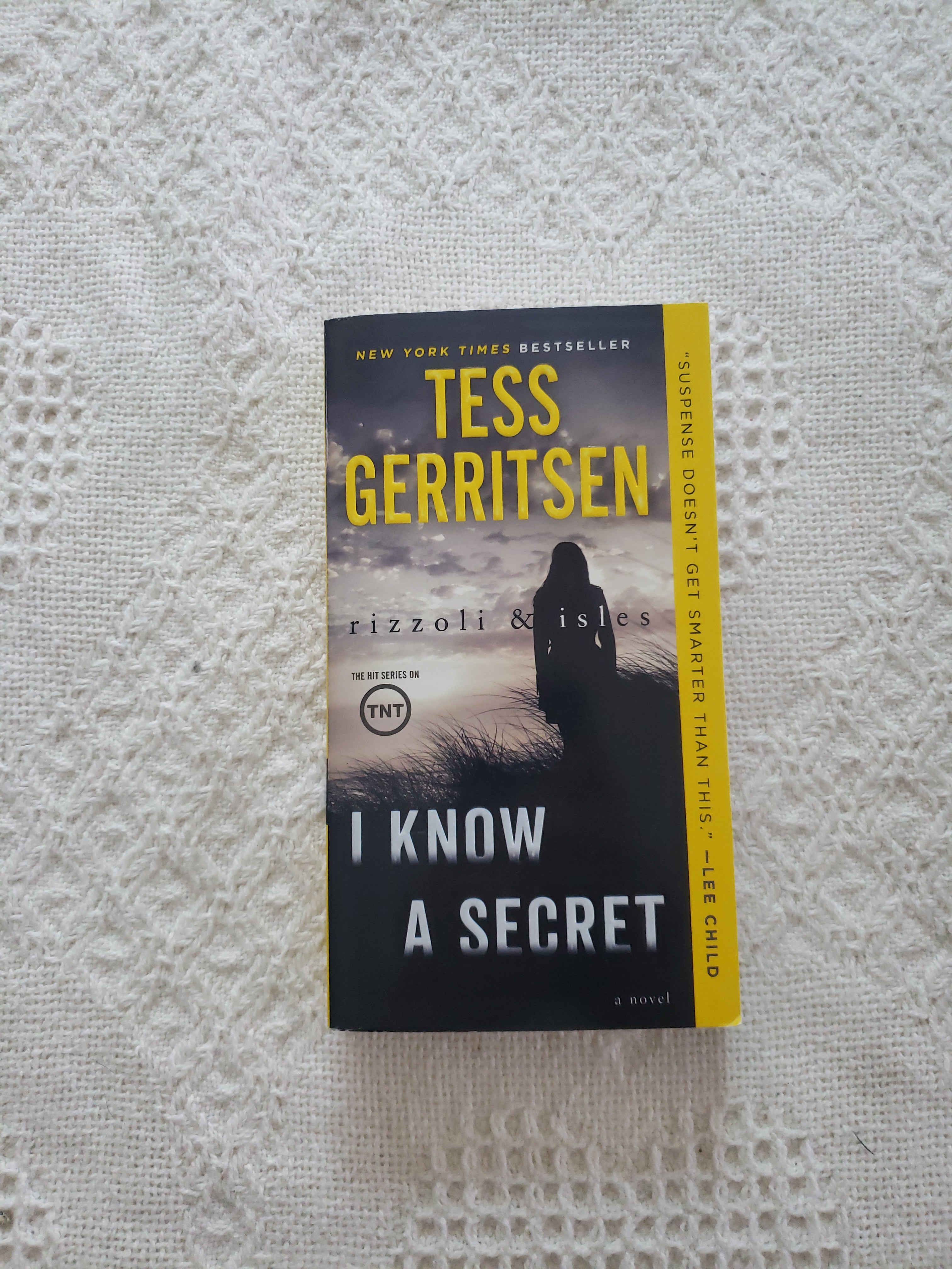 I Know a Secret: a Rizzoli and Isles Novel