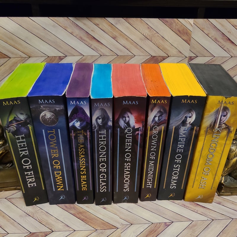 Throne of Glass series 
