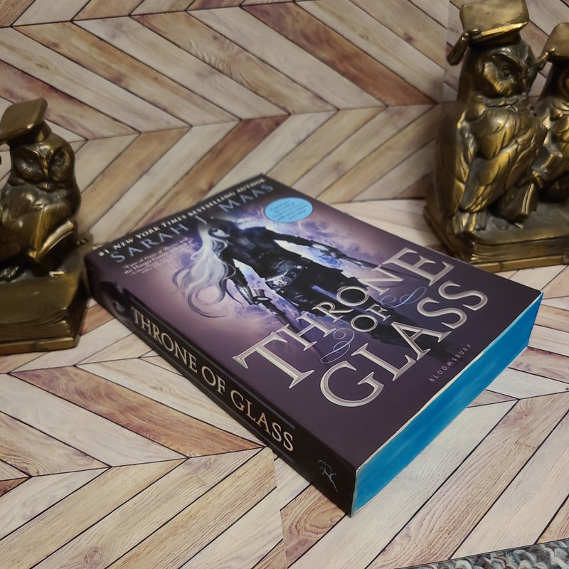 Throne of Glass series 