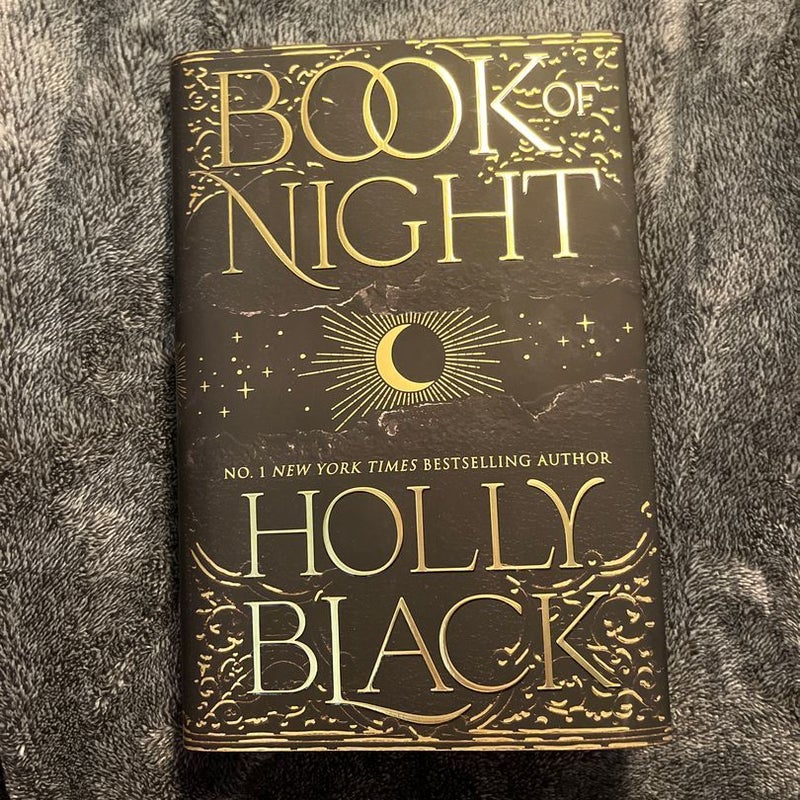 Book of Night by Holly Black , Hardcover Pangobooks