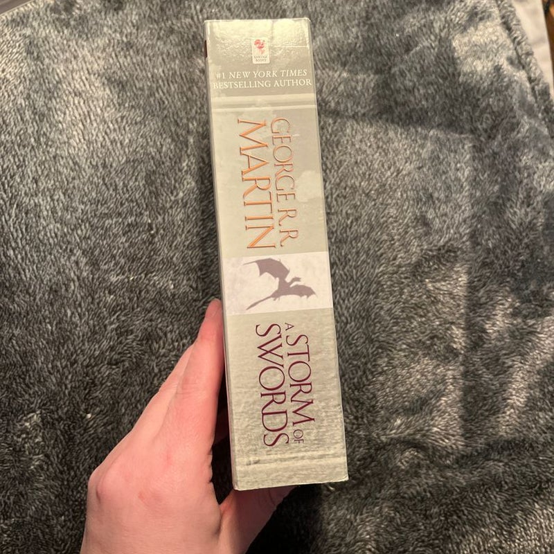 A Storm of Swords (HBO Tie-In Edition): a Song of Ice and Fire: Book Three