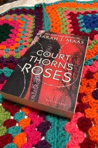 A Court of Thorns and Roses *Original Cover*