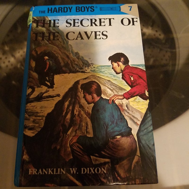 Hardy Boys 07: the Secret of the Caves