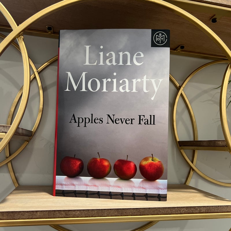 Apples Never Fall