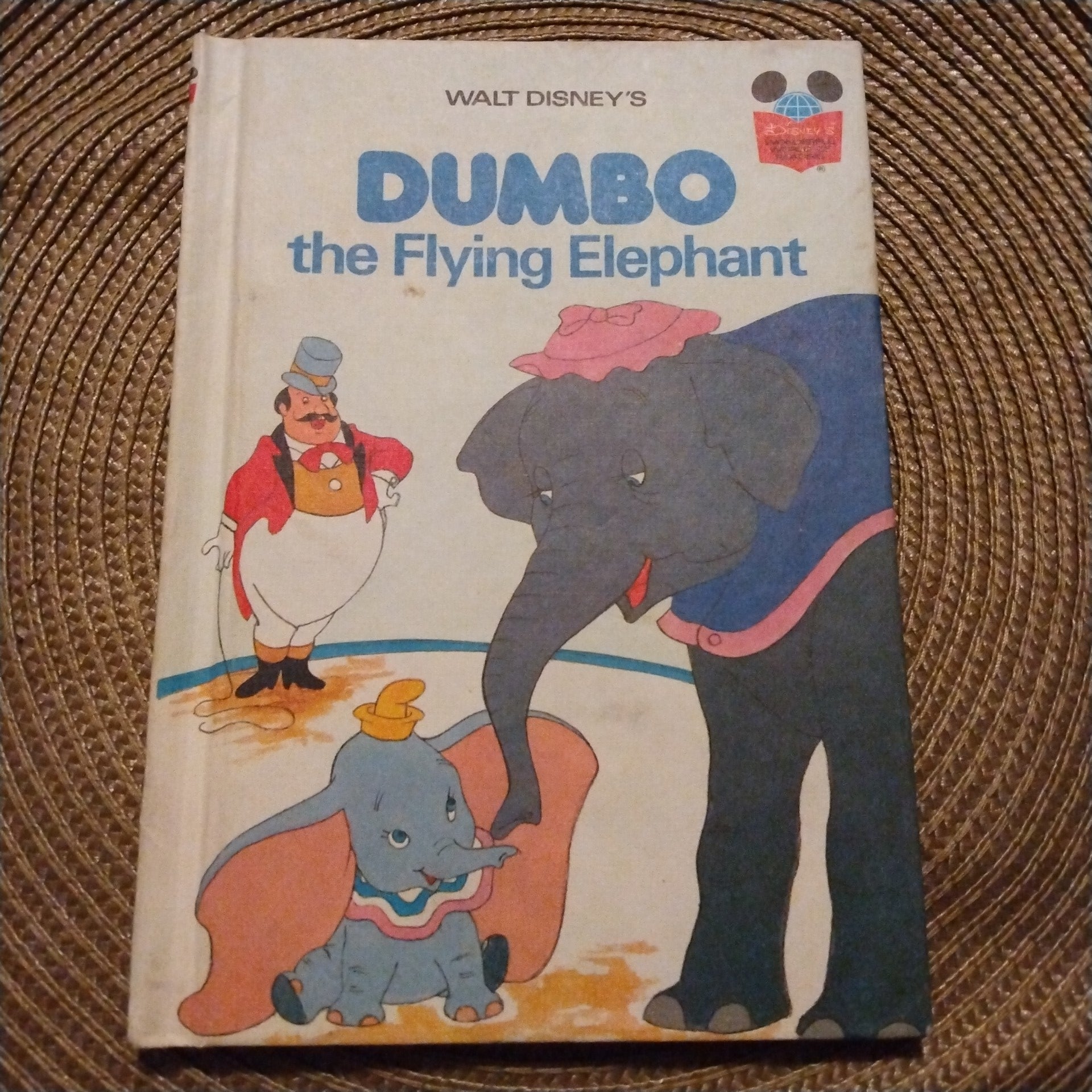 Dumbo Flying Elephant