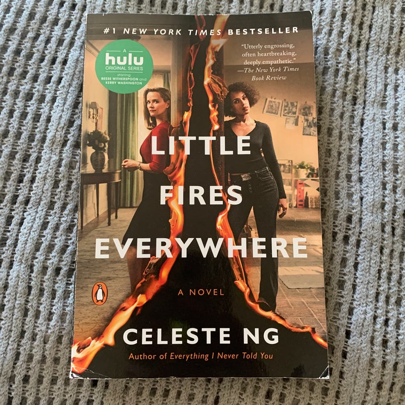 Little Fires Everywhere (Movie Tie-In)