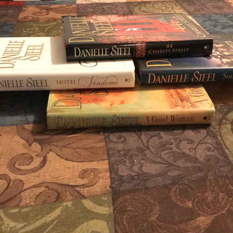 Hotel Vendome, 44 Charles Street, Southern Lights & A Good Woman (Danielle Steel Book Bundle Number 3)