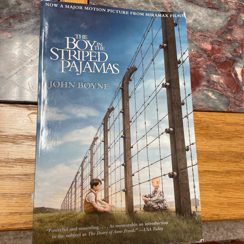 The Boy in the Striped Pajamas (Movie Tie-In Edition)