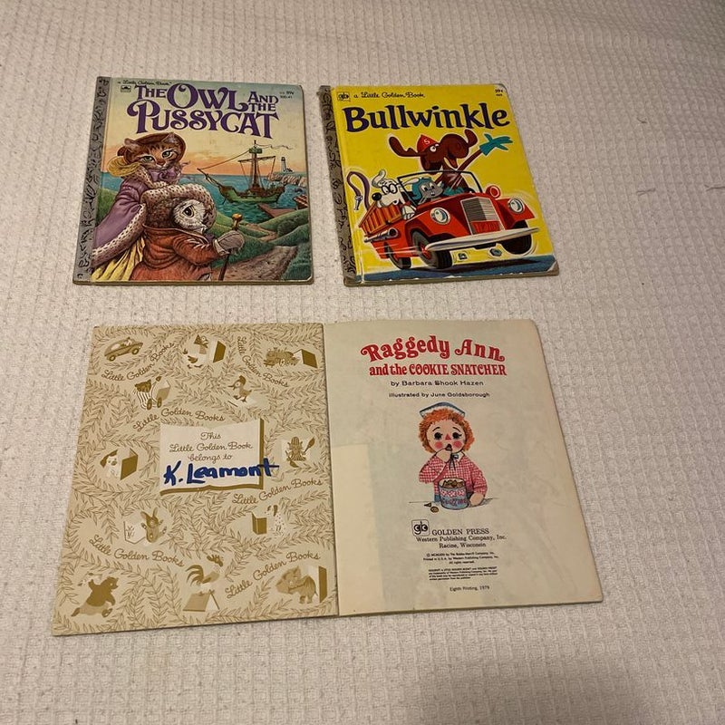 Bundle of vintage little golden books 