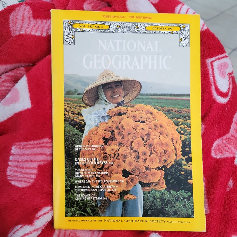 National Geographic October 1977 Magazine 
