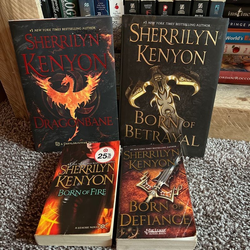 Sherrilyn Kenyon Lot ✨FLASH SALE✨