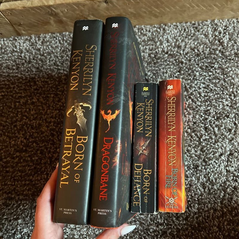 Sherrilyn Kenyon Lot ✨FLASH SALE✨