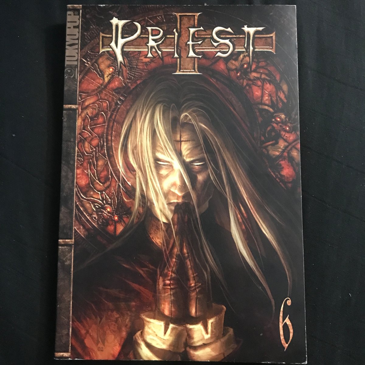 Priest, Vol. 5: Ballad of a Fallen Angel: Hyung, Min-Woo: 9781591822011