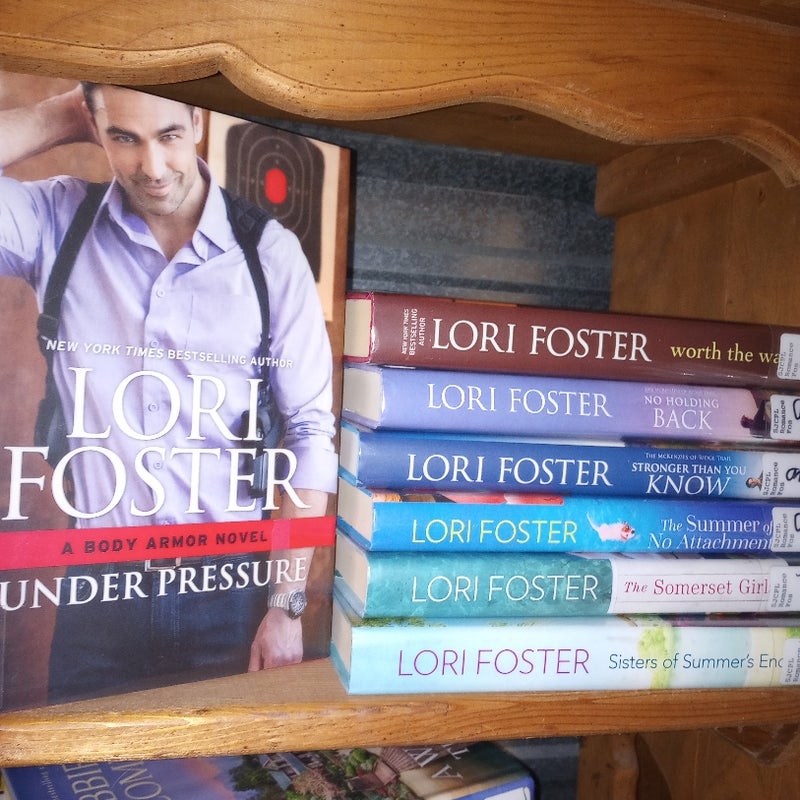 Lori Foster bundle