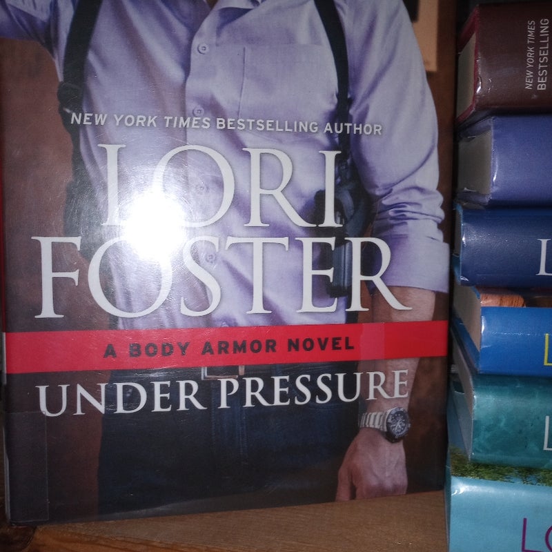 Lori Foster bundle