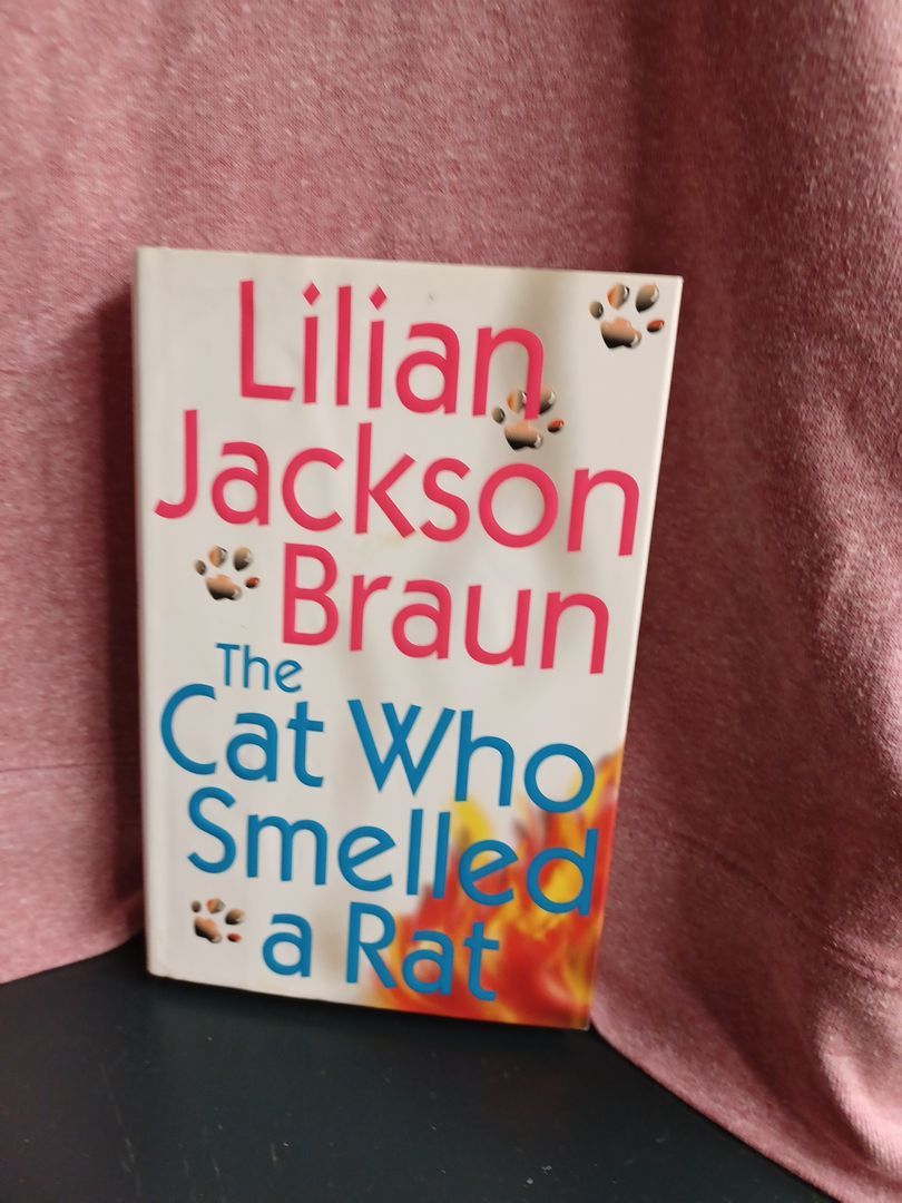 The Cat Who Smelled a Rat