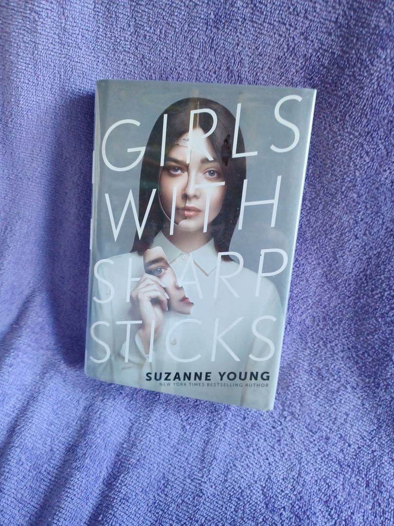 Girls with Sharp Sticks