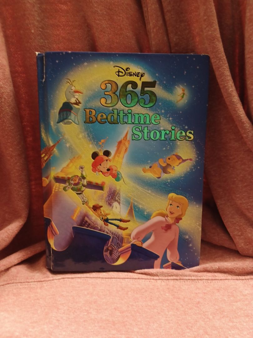 365 Bedtime Stories
