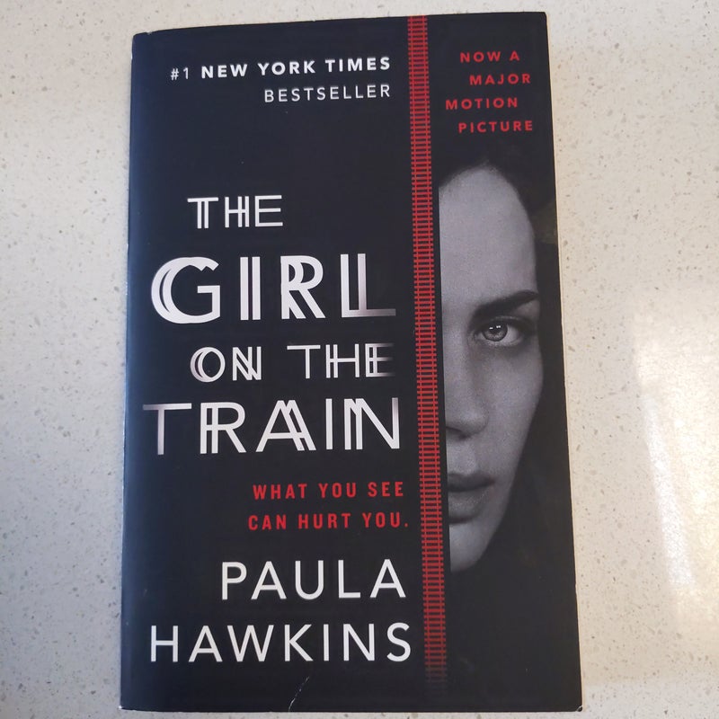 The Girl on the Train (Movie Tie-In)