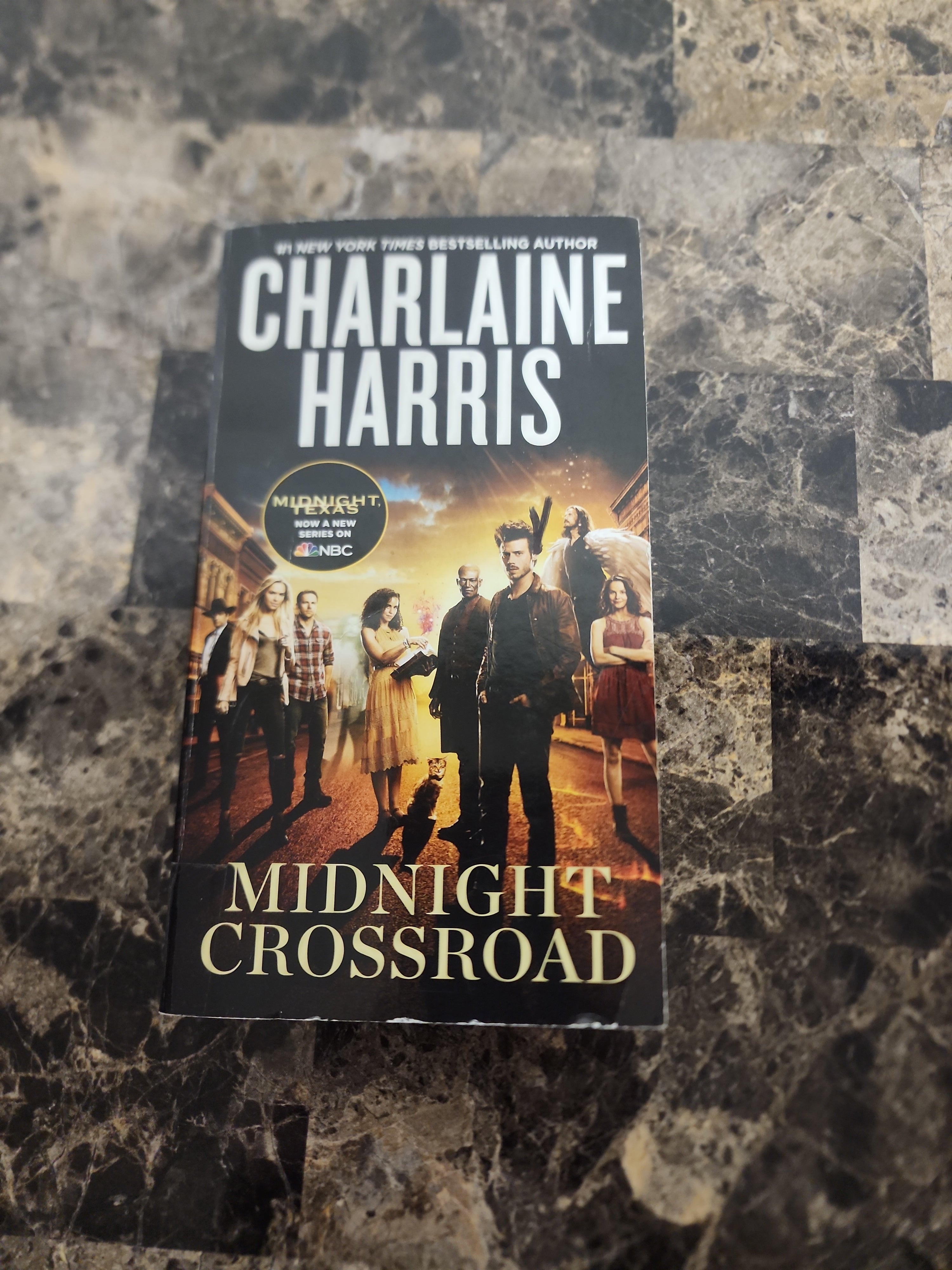 Midnight Crossroad (TV Tie-In)