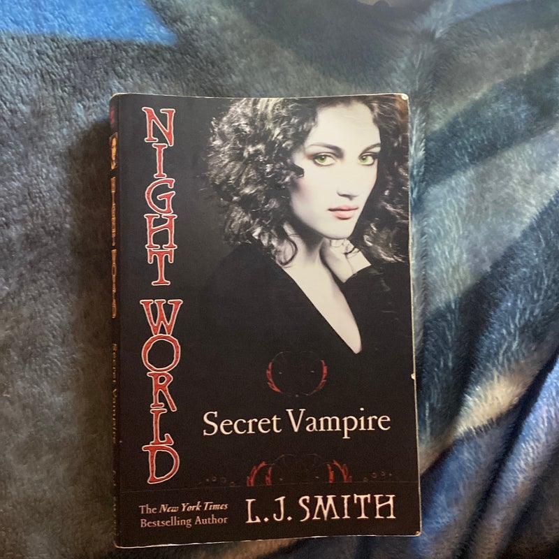 Night world secret vampire