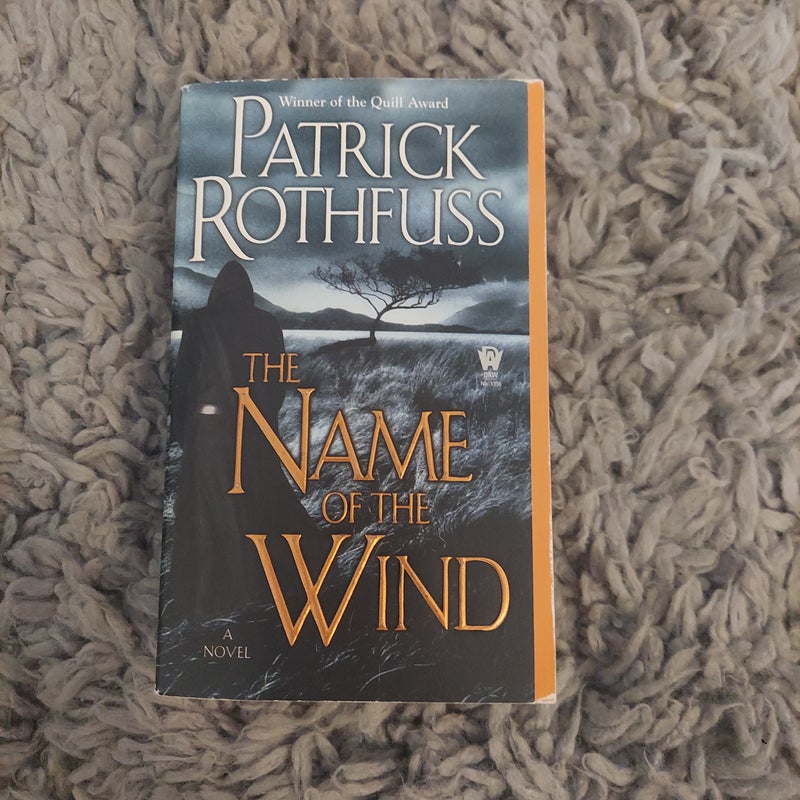 The Name of the Wind (pocket book)