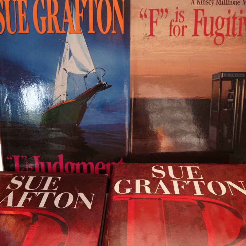 Sue Grafton Lot
