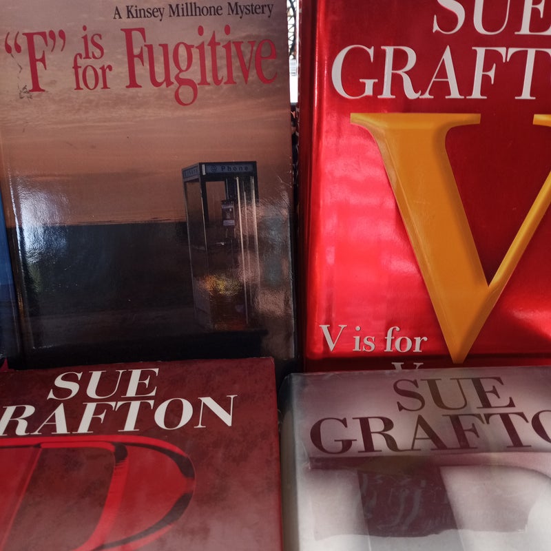 Sue Grafton Lot