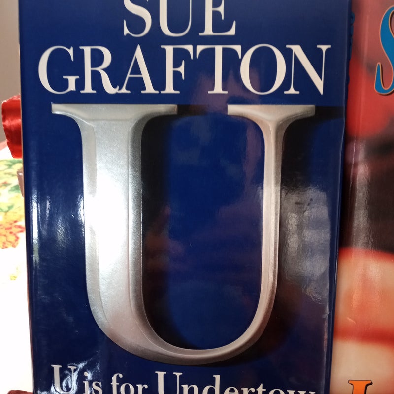 Sue Grafton Lot