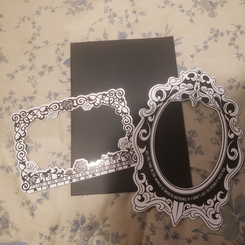 Owlcrate magnetic photo frames 