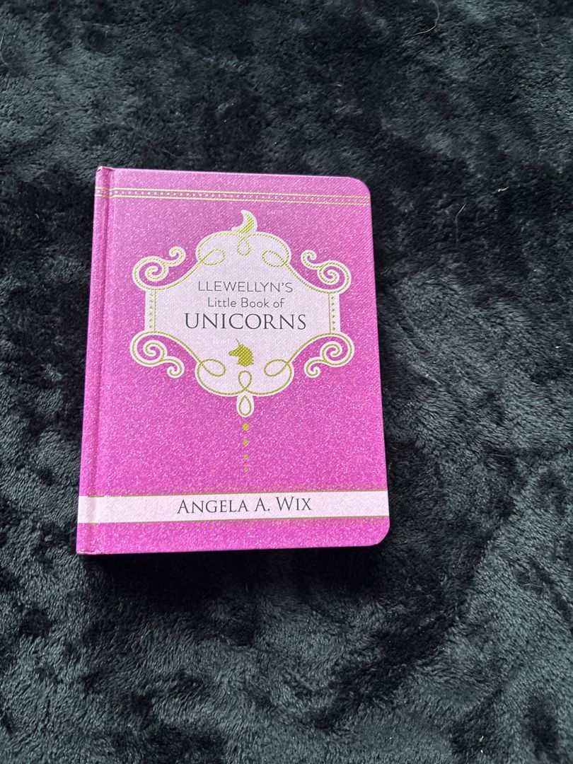 Llewellyn's Little Book of Unicorns