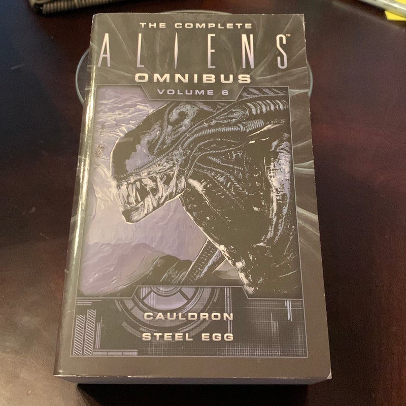 The Complete Aliens Omnibus, Volume 6